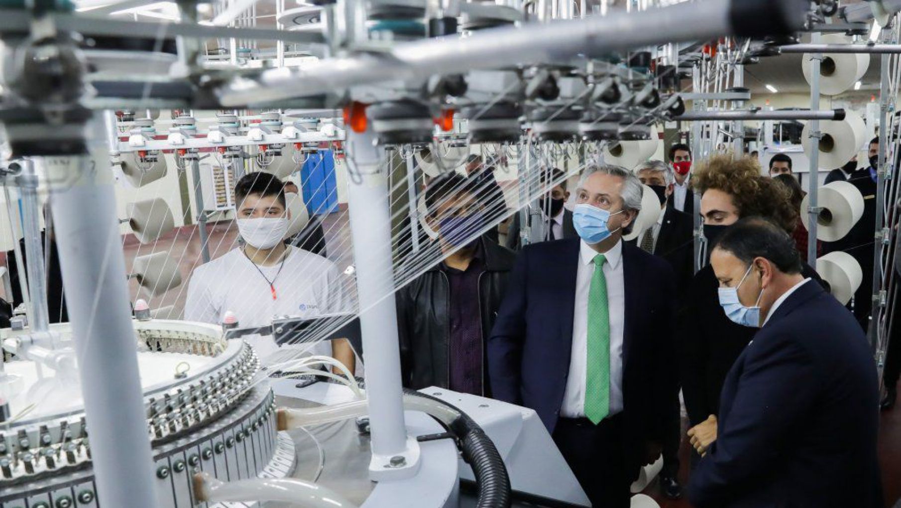 Prorrogan  la prohibición de despidos y suspensiones hasta fines de enero de 2021